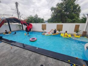 Huahin Friends Pool Villa
